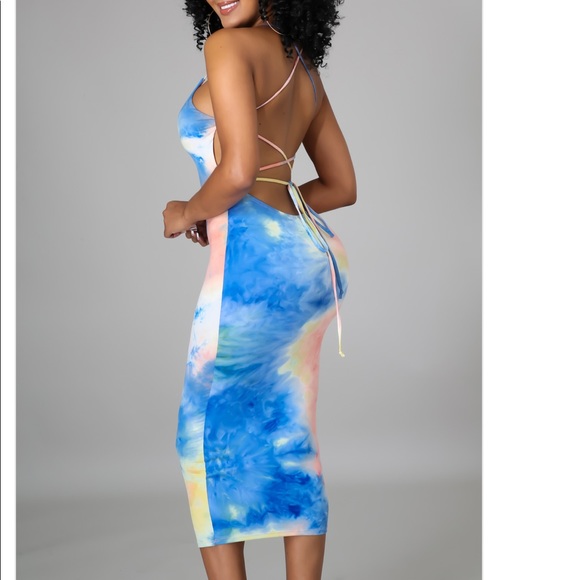 Stretch dress Sleeveless Lace up closure back Roun - Picture 2 of 4